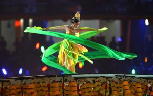 asian-ribbon-dancer
